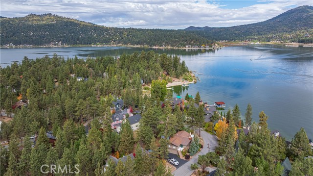 195 Elgin Boulevard, Big Bear Lake CA: https://media.crmls.org/medias/39670dae-f319-434a-af66-8cf60aeaa63c.jpg