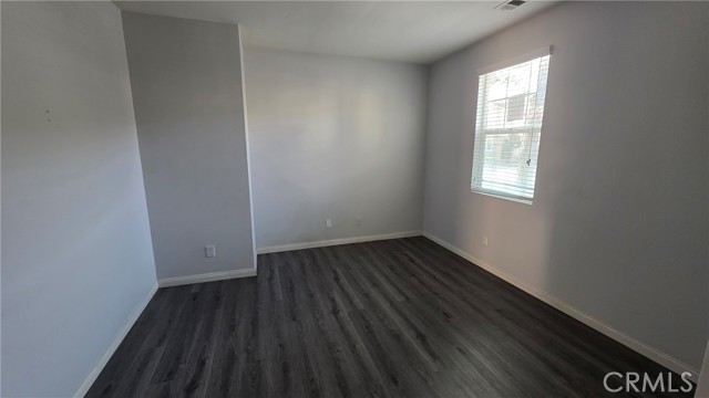 Detail Gallery Image 9 of 25 For 2915 E via Terrano, Ontario,  CA 91764 - 3 Beds | 2/1 Baths