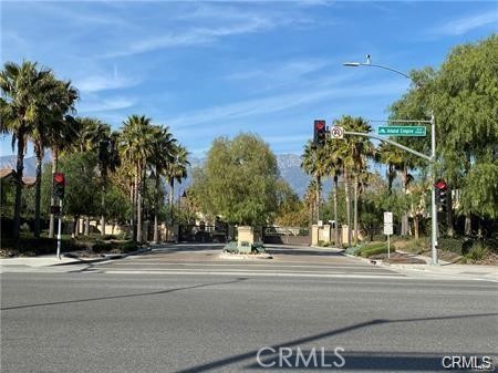 https://media.crmls.org/medias/39681dd1-3b89-481b-bd5a-309862a0cb0d.jpg?preset=X-Large
