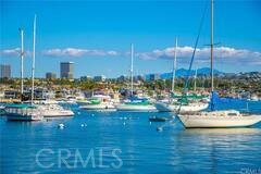 Detail Gallery Image 8 of 8 For 900 E Balboa Bld, Newport Beach,  CA 92661 - 4 Beds | 4/1 Baths