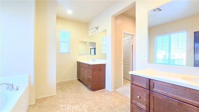 Detail Gallery Image 21 of 31 For 3128 E Chip Smith Way, Ontario,  CA 91762 - 3 Beds | 2/1 Baths