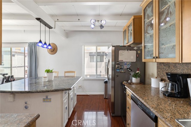 128 44th Street, Manhattan Beach, California 90266, ,Residential Income,Sold,44th Street,PV23114996