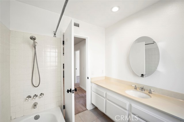 Detail Gallery Image 25 of 36 For 6553 Smoke Tree Ave, Oak Park,  CA 91377 - 3 Beds | 2 Baths