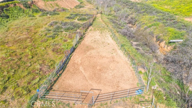 Turnout Area in Addition to Round Pen