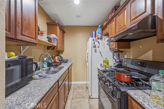 Detail Gallery Image 7 of 31 For 6937 Fairfax, San Bernardino,  CA 92404 - 3 Beds | 1/1 Baths