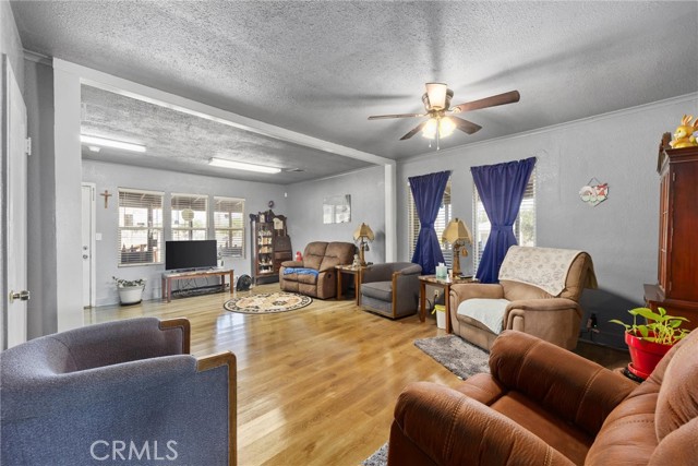 Detail Gallery Image 9 of 33 For 220 Tyler St, Taft,  CA 93268 - 3 Beds | 2 Baths