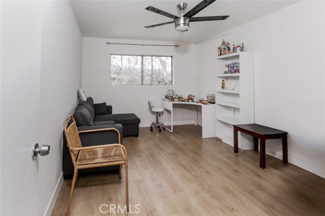 Detail Gallery Image 19 of 27 For 2850 Montrose Ave #6,  La Crescenta,  CA 91214 - 3 Beds | 3 Baths