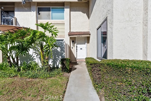 16873 Donwest, Tustin CA: https://media.crmls.org/medias/396d9548-f5fb-4b3b-a0ea-c1467465bcf9.jpg