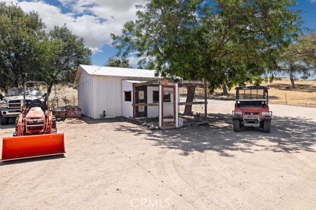 75429 Indian Valley Road, San Miguel CA: https://media.crmls.org/medias/396d9a68-210c-4594-8790-81cb871b0c13.jpg