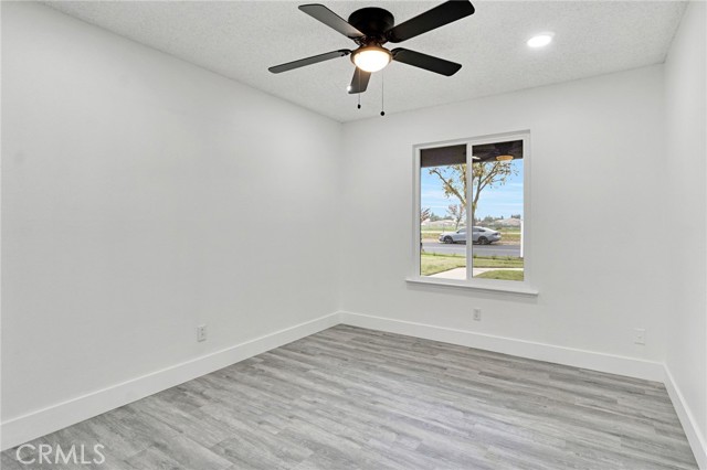 Detail Gallery Image 24 of 35 For 2808 Riverview, Madera,  CA 93637 - 4 Beds | 2/2 Baths