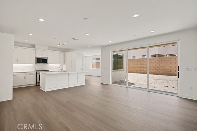 75306 Buckley Drive, Palm Desert CA: https://media.crmls.org/medias/396e1574-cee6-4b1b-b0fc-d1f717cf85af.jpg