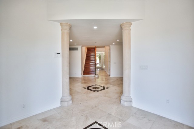 16802 Kamalii Drive, Huntington Beach CA: https://media.crmls.org/medias/396e644c-a61c-4200-8ef6-dce30b6c59b9.jpg