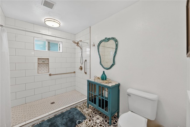 Image 28 of 63 For 357 Basetdale