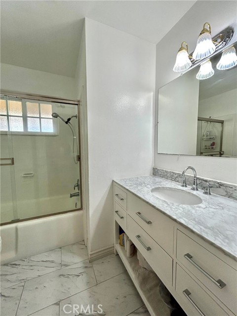 Detail Gallery Image 9 of 11 For 3036 N Skywood, Orange,  CA 92865 - 4 Beds | 2 Baths