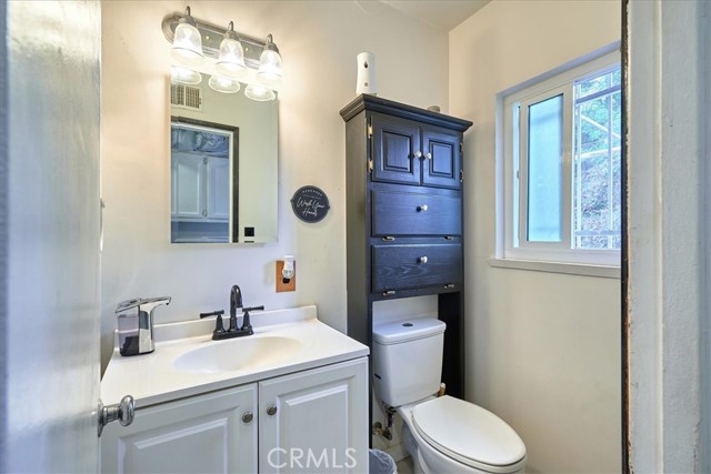 Detail Gallery Image 11 of 31 For 2144 Spencer Ave, Pomona,  CA 91767 - 3 Beds | 2 Baths