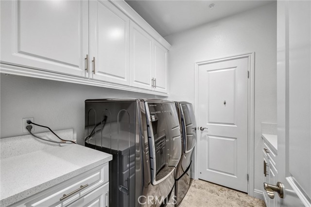 Image 16 of 46 For 5577 Heritage Oak