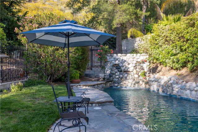 Detail Gallery Image 53 of 73 For 14523 Grandifloras Rd, Canyon Country,  CA 91387 - 6 Beds | 3 Baths