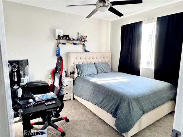 Detail Gallery Image 11 of 14 For 374 Franciscan, Oceanside,  CA 92057 - 4 Beds | 2/1 Baths