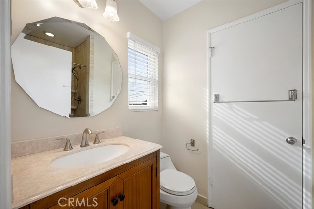 Detail Gallery Image 18 of 34 For 841 Irving, Burbank,  CA 91504 - 3 Beds | 2 Baths