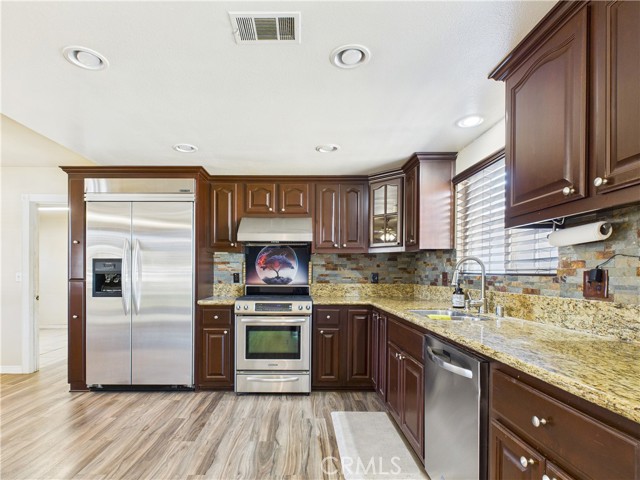 Detail Gallery Image 17 of 38 For 1748 Corona Ave, Norco,  CA 92860 - 4 Beds | 2 Baths
