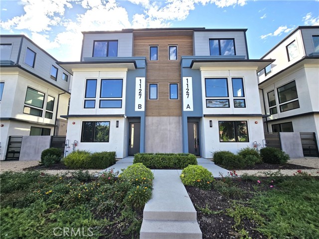 Front Image Thumbnail for CRWS25230406