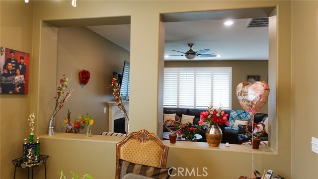 Detail Gallery Image 7 of 40 For 11935 Meander Way, Jurupa Valley,  CA 91752 - 5 Beds | 4/1 Baths