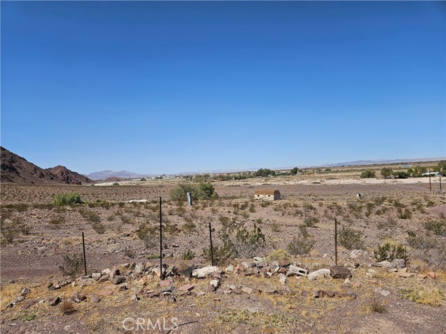 30982 Velour Street, Newberry Springs CA: https://media.crmls.org/medias/39714297-747a-489a-8a8e-dcf2f58f8375.jpg