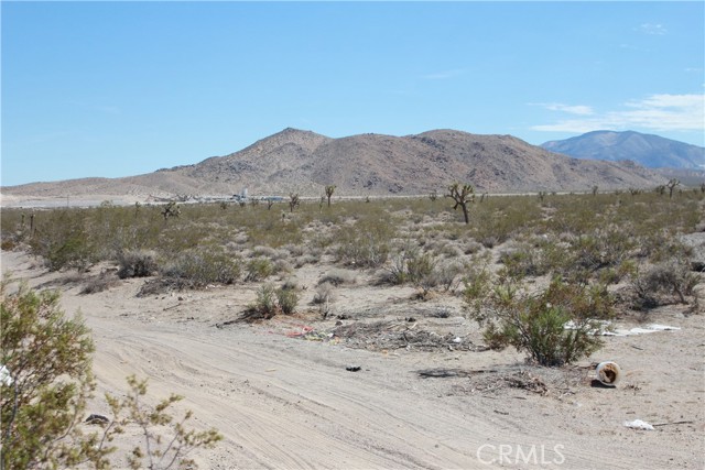 769 Meridian Road, Lucerne Valley CA: https://media.crmls.org/medias/39718f58-ce4e-4870-bee4-663cca784c3a.jpg