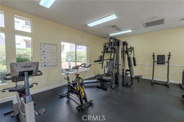 Detail Gallery Image 33 of 36 For 1010 La Terraza #207,  Corona,  CA 92879 - 2 Beds | 2 Baths