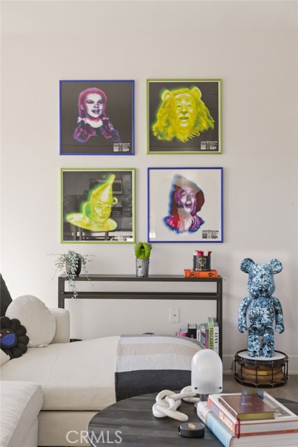 Detail Gallery Image 5 of 61 For 518 E Windsor #305,  Glendale,  CA 91205 - 2 Beds | 2 Baths