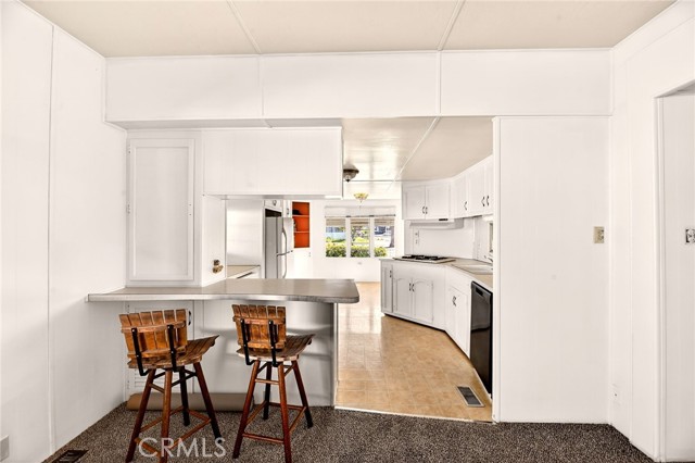 Image 9 of 18 For 893 Palm Avenue