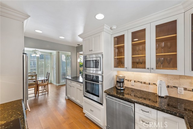 Detail Gallery Image 11 of 33 For 2772 2a E 2nd St #A2,  Long Beach,  CA 90803 - 2 Beds | 2 Baths