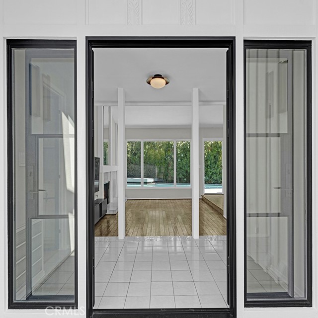 23020 Wrencrest Drive, Calabasas CA: https://media.crmls.org/medias/39736494-cbc0-4c43-940b-8dce6a6a38ef.jpg