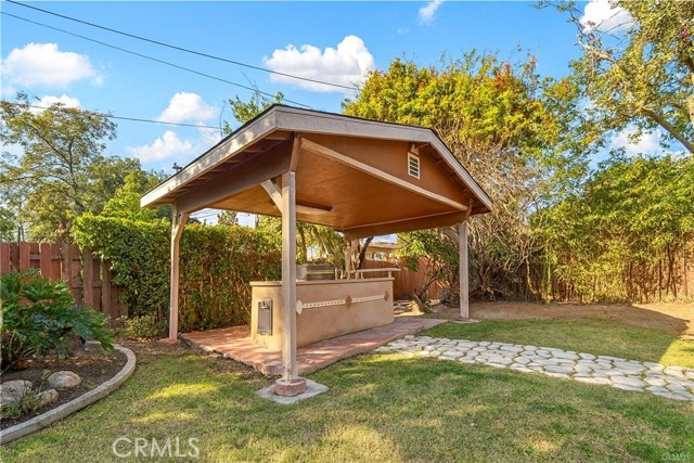 Detail Gallery Image 3 of 33 For 457 Chester Pl, Pomona,  CA 91768 - 3 Beds | 2 Baths