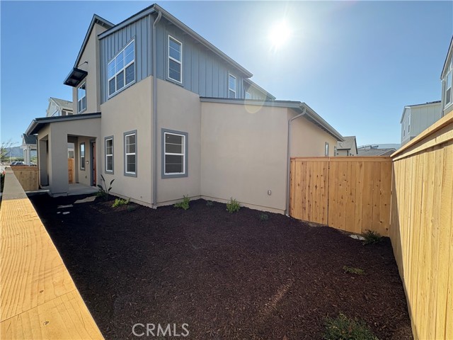 Detail Gallery Image 2 of 15 For 250 Memphis Belle Way, San Luis Obispo,  CA 93401 - 3 Beds | 2/1 Baths