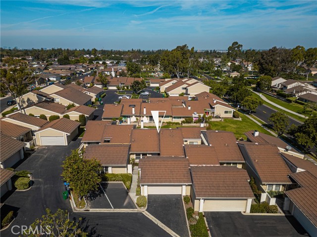 Detail Gallery Image 49 of 66 For 16 Driftwood #24,  Irvine,  CA 92604 - 2 Beds | 2 Baths