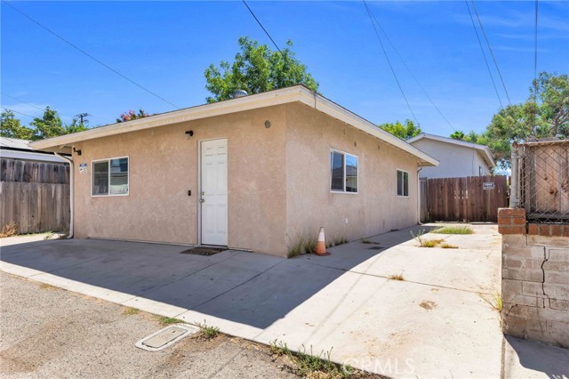 222 W 8th Avenue, Escondido CA: https://media.crmls.org/medias/397495b0-4a80-4c8e-b88f-54424d44bfb0.jpg