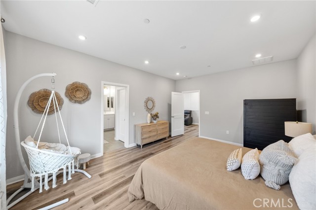 Detail Gallery Image 20 of 51 For 1704 Laurelwood, Oceanside,  CA 92056 - 3 Beds | 2/1 Baths