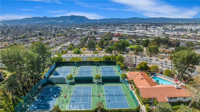 Detail Gallery Image 32 of 42 For 9502 via Salerno, Burbank,  CA 91504 - 2 Beds | 3 Baths