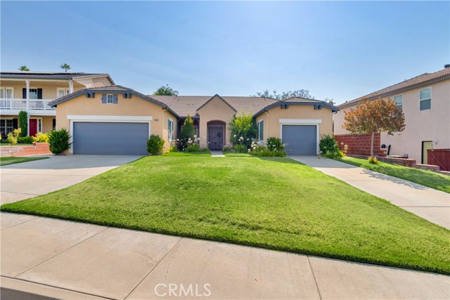 38932 Cherry Point Lane, Murrieta CA: https://media.crmls.org/medias/39761118-d66e-4b70-a186-cced0609f7f2.jpg