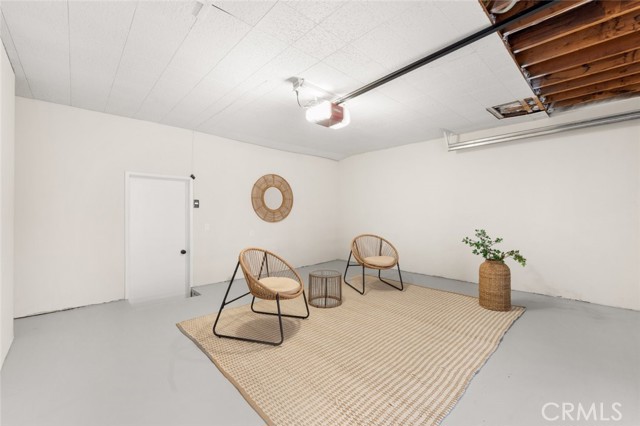 Detail Gallery Image 43 of 75 For 7426 Mulholland Dr, Los Angeles,  CA 90046 - 2 Beds | 2 Baths