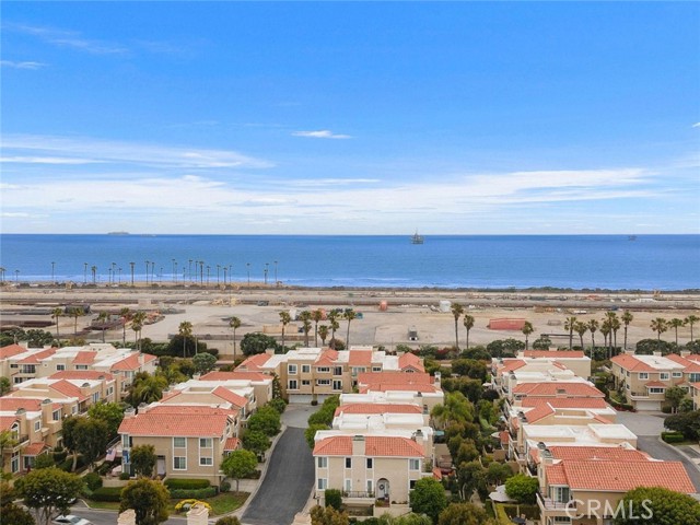 Detail Gallery Image 15 of 30 For 6051 Shadowbrook Cir, Huntington Beach,  CA 92648 - 2 Beds | 2/1 Baths