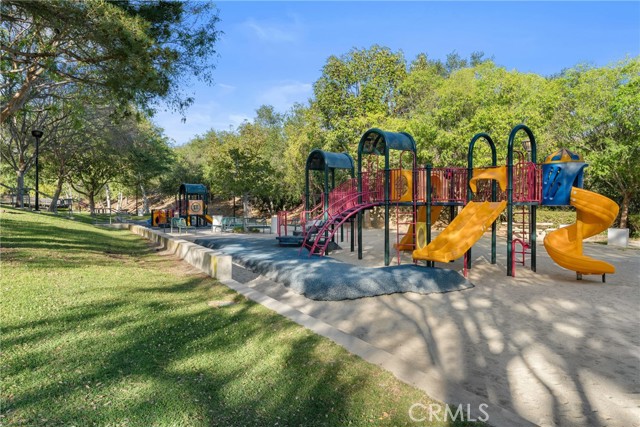 Detail Gallery Image 41 of 58 For 20776 Shadow Rock, Trabuco Canyon,  CA 92679 - 5 Beds | 3 Baths