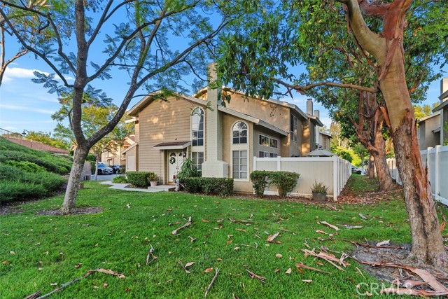 26232 Morning Glen, Lake Forest CA: https://media.crmls.org/medias/39776dc5-a448-4268-913b-fc86b4292c83.jpg