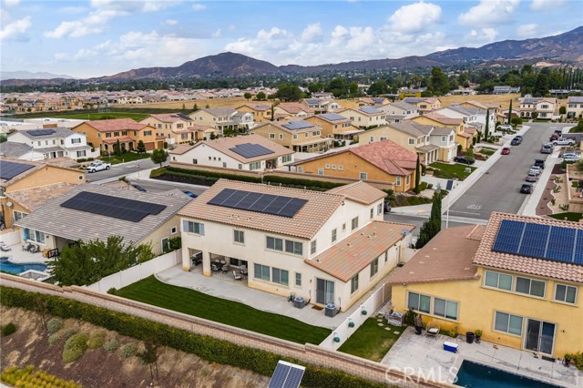 1579 Croton Street, Beaumont CA: https://media.crmls.org/medias/39779e91-4c31-4ab9-9f23-aee3f08fd045.jpg