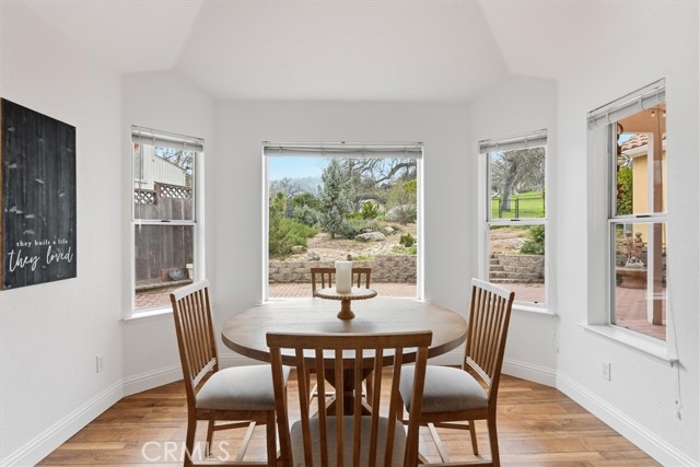 Detail Gallery Image 18 of 52 For 40484 Goldside Dr, Oakhurst,  CA 93644 - 4 Beds | 3 Baths