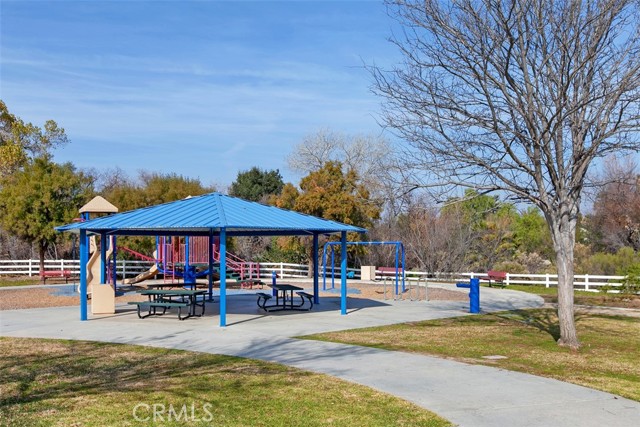 Detail Gallery Image 43 of 47 For 23347 Silver Hawk Way, Murrieta,  CA 92562 - 4 Beds | 3 Baths