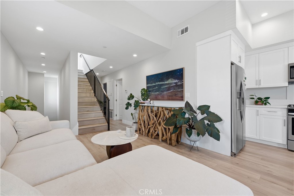 MLS #OC26131277 image #10