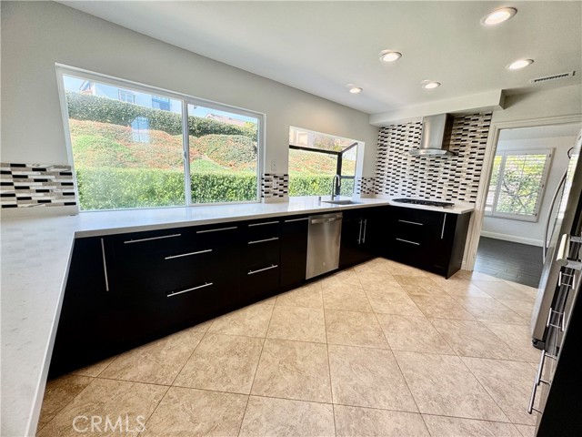 Detail Gallery Image 7 of 30 For 26351 Ambia, Mission Viejo,  CA 92692 - 4 Beds | 2/1 Baths