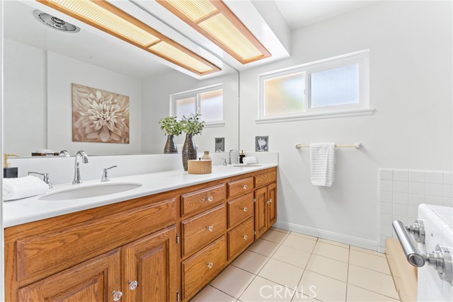 Image 27 of 43 For 15518 Olive Branch Drive